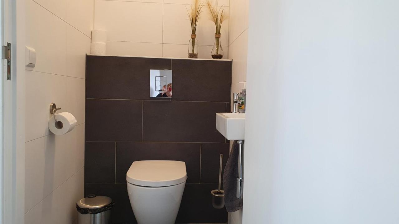 Luxe Zomerwoning Met Omheinde Tuin Voor Hond En Kinderen Dirkshorn Экстерьер фото